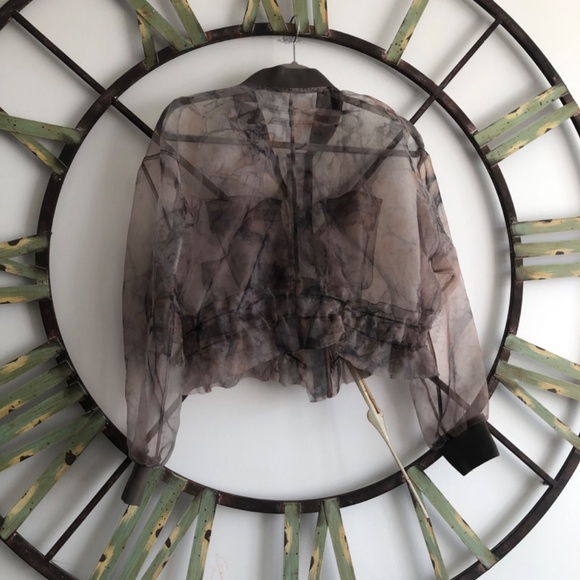 ♡ Sheer Jacket with zipper drawstring details - Picture 13 of 17
